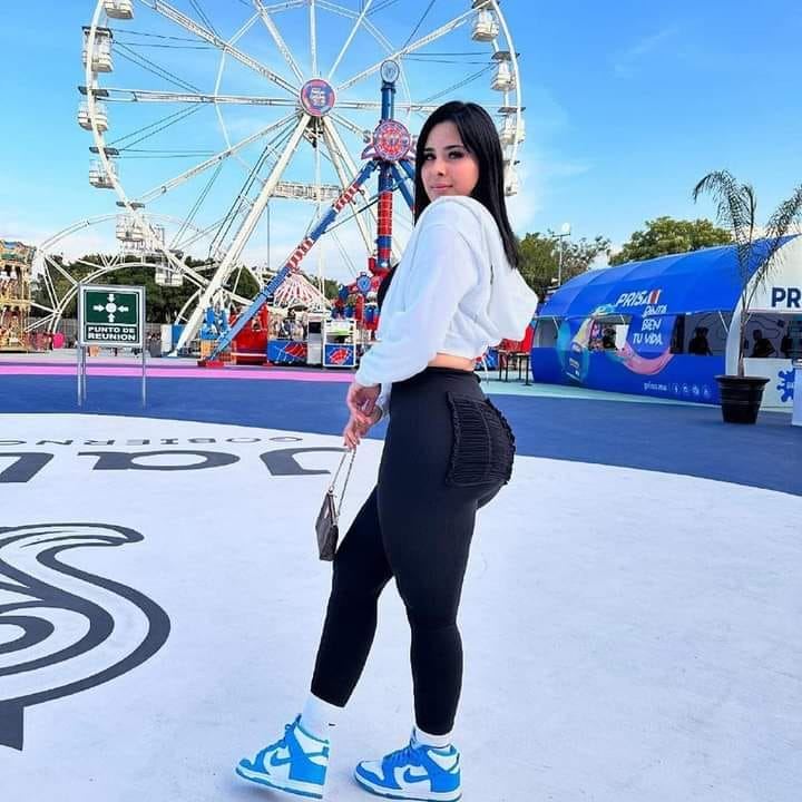 Adriana Olivarez Biografía de la Influencer Mexicana que Conquista Redes Sociales